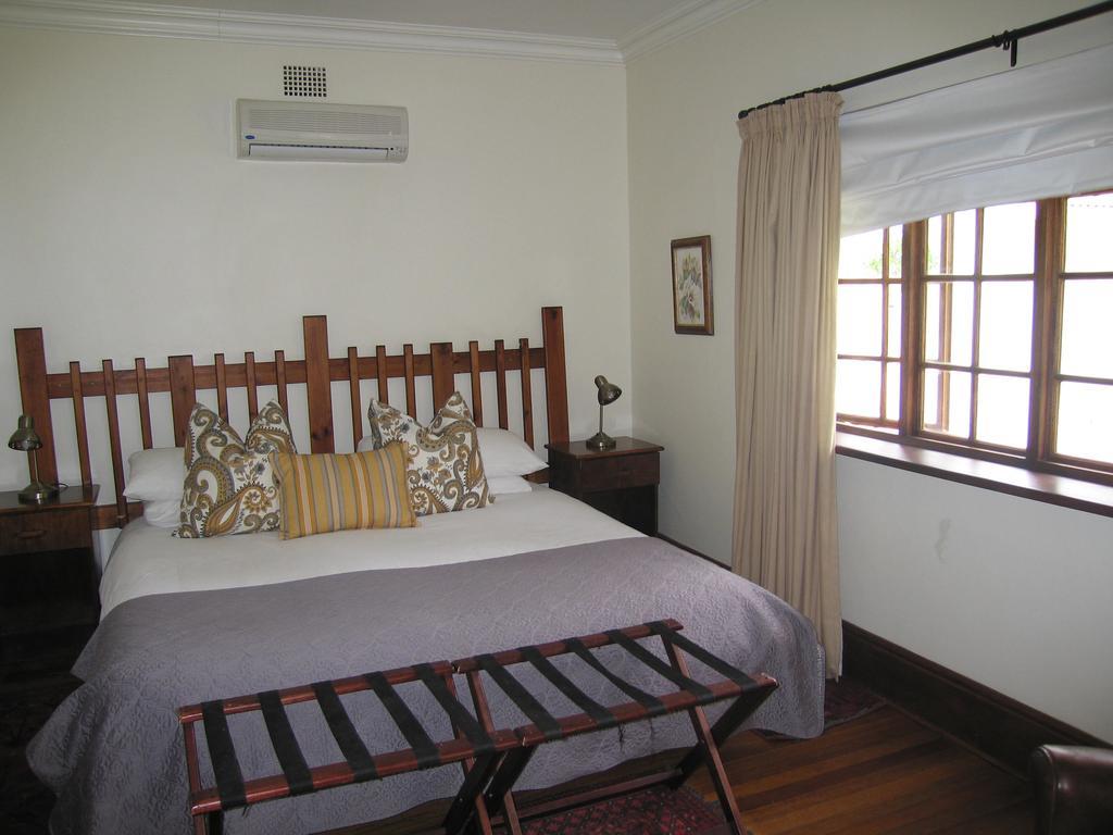 Matoppo Inn Beaufort West Exterior photo