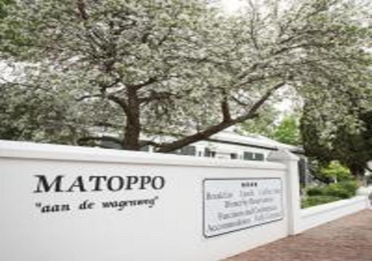 Matoppo Inn Beaufort West Exterior photo